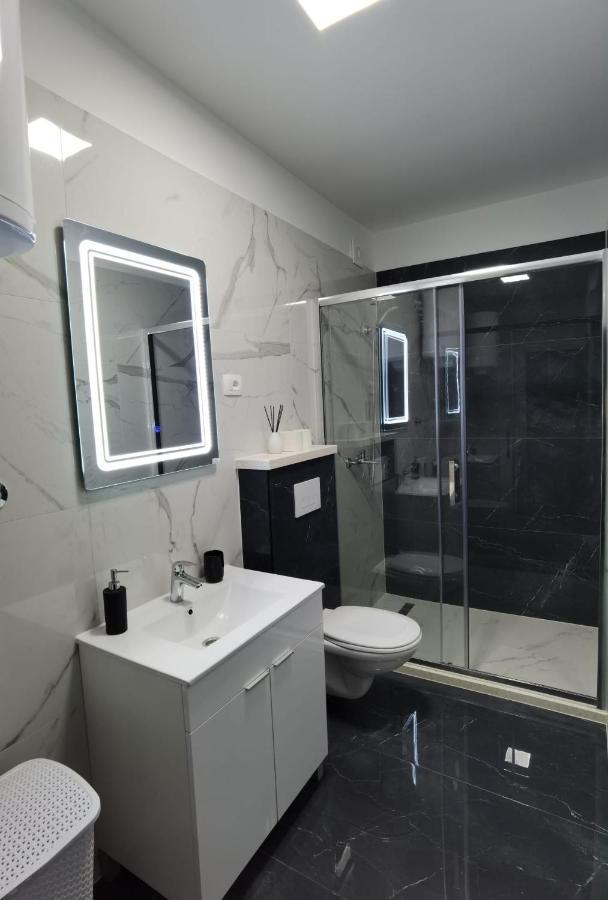 Apartman Lu Jesenice  Exteriér fotografie