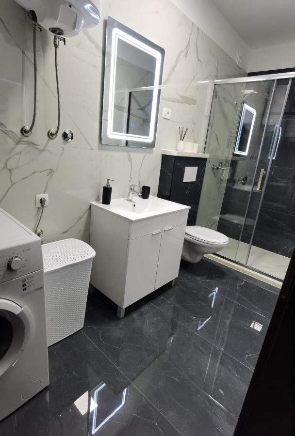 Apartman Lu Jesenice  Exteriér fotografie