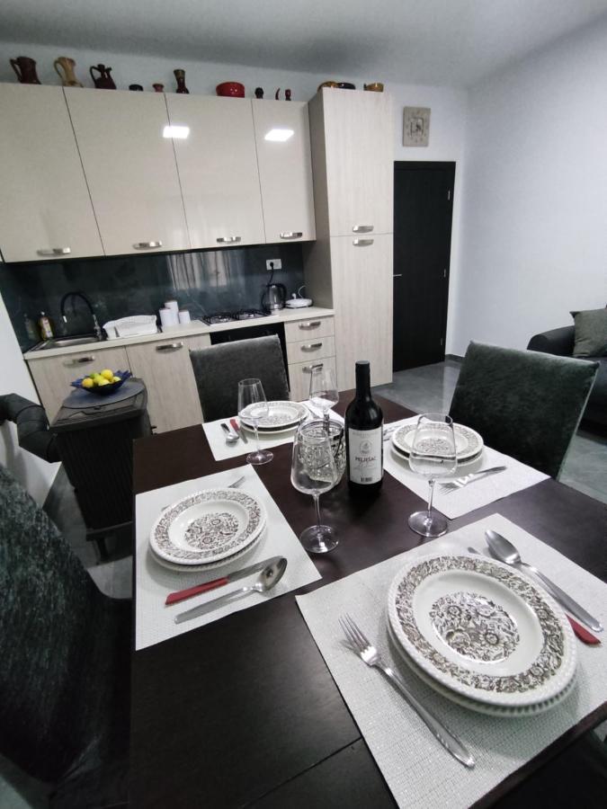 Apartman Lu Jesenice  Exteriér fotografie