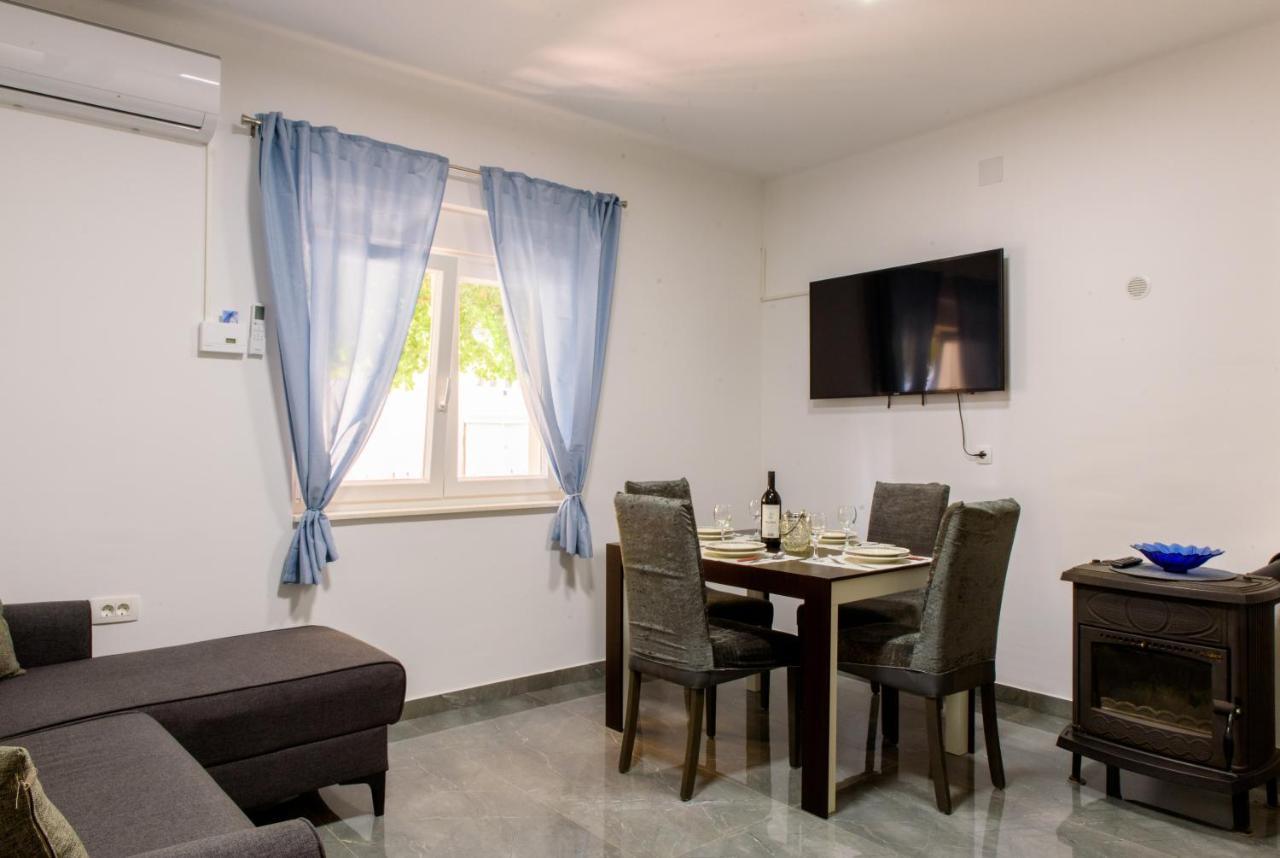 Apartman Lu Jesenice  Exteriér fotografie
