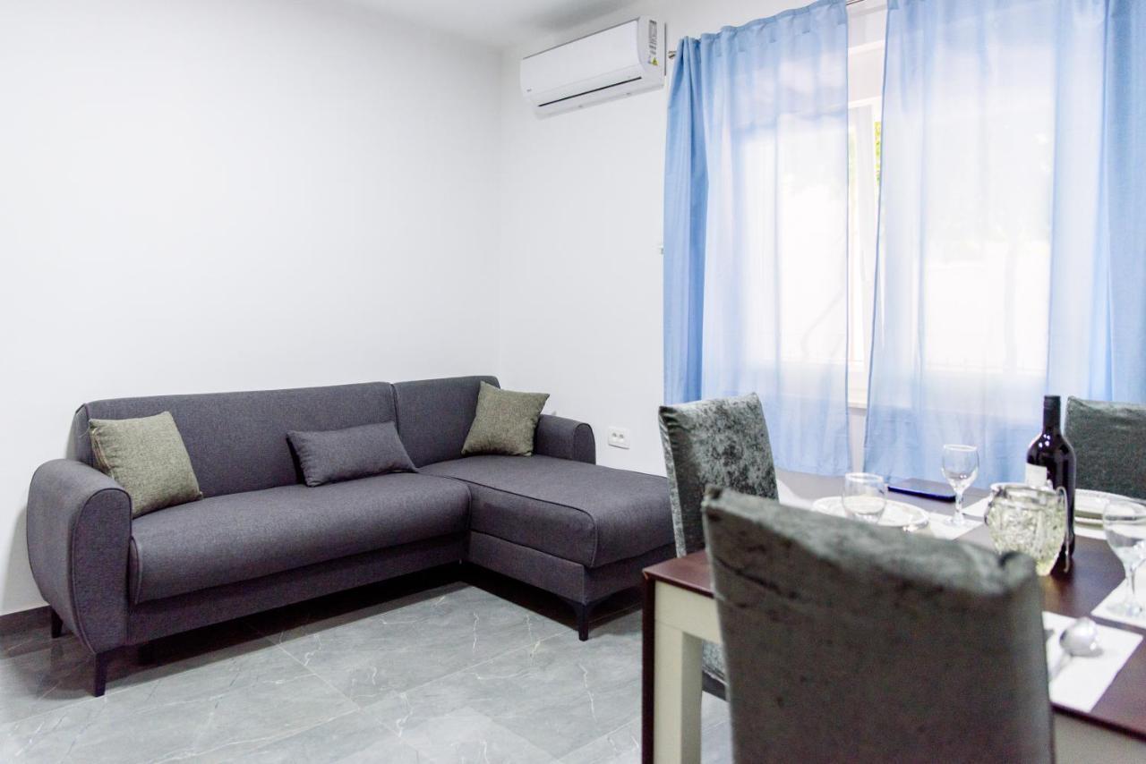 Apartman Lu Jesenice  Exteriér fotografie
